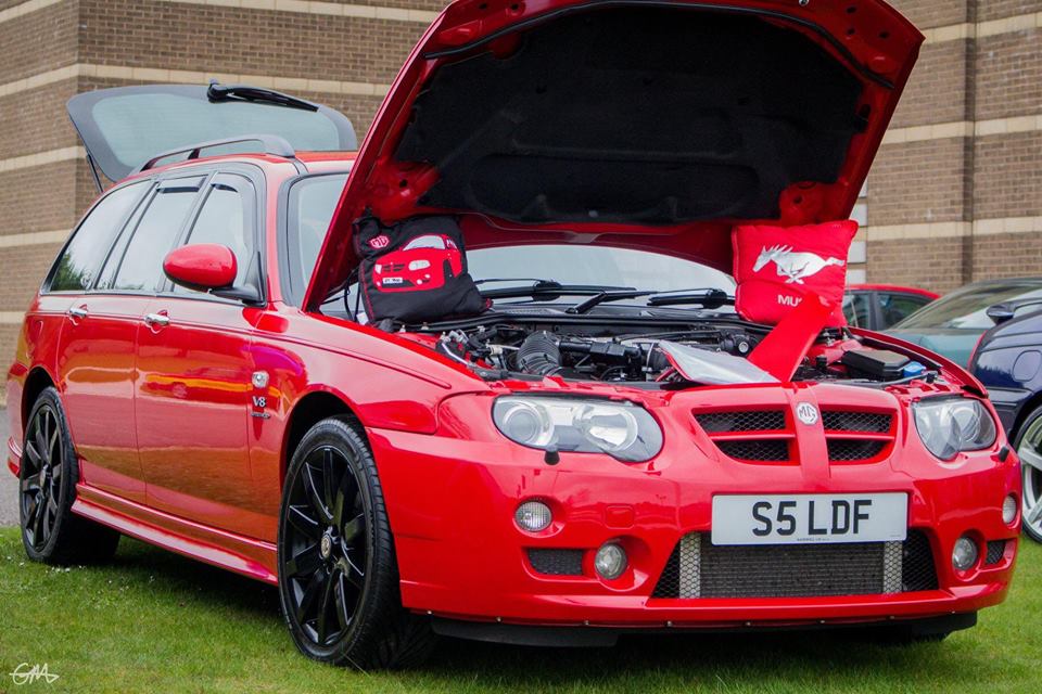 mg zt v8