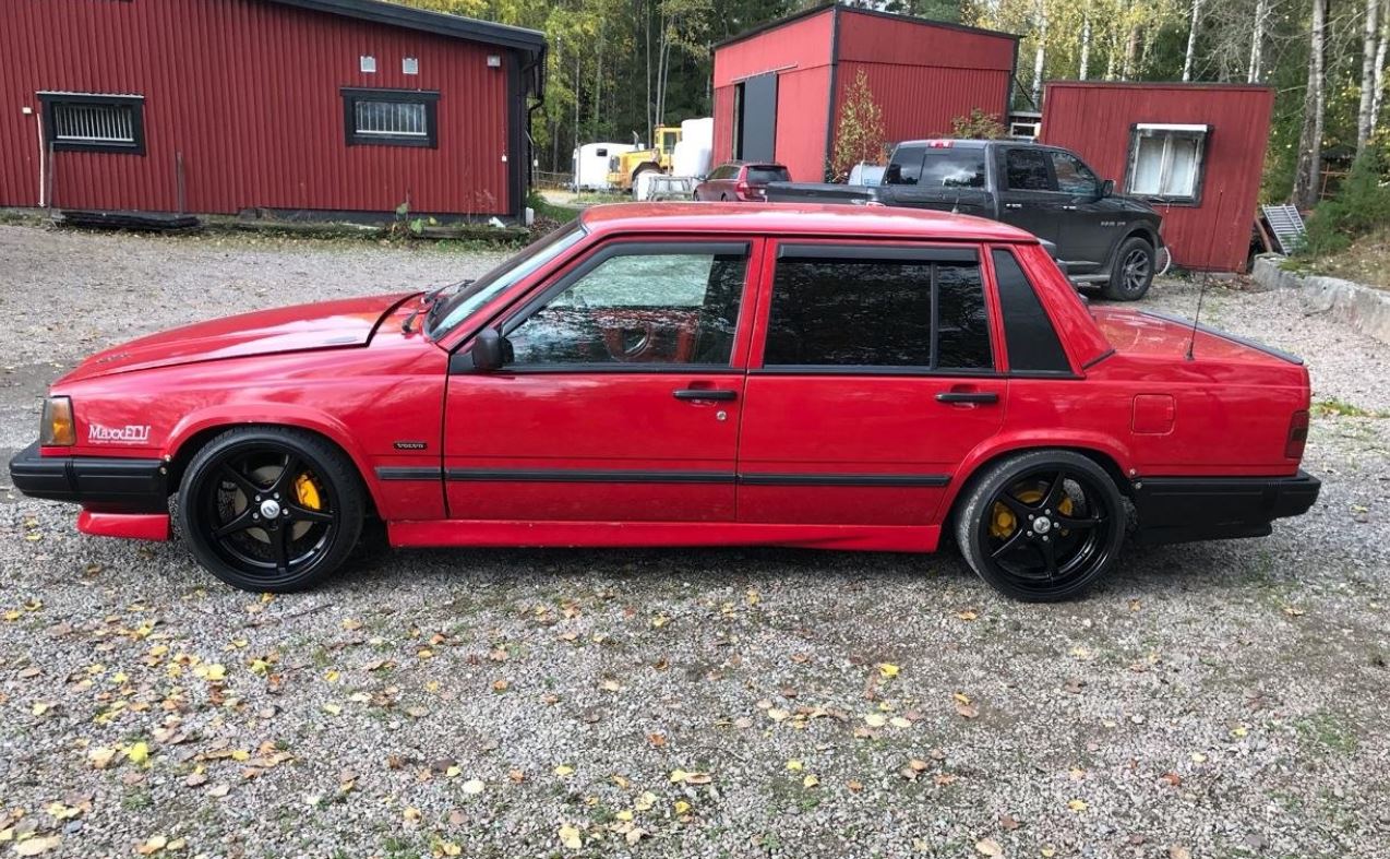 Modified 1990 Volvo 740 (Sleeper) - F.U.C. UK